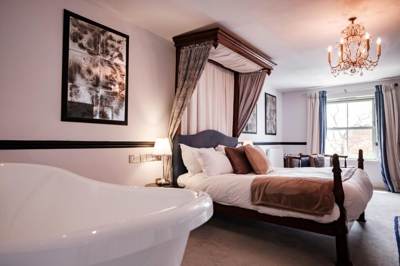The Bower Inn Bridgwater Eksteriør bilde The hotel's suite