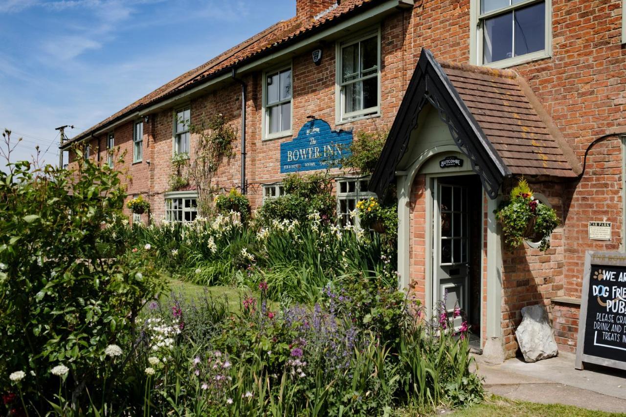 The Bower Inn Bridgwater Eksteriør bilde The former Buttercup Inn, now a private house